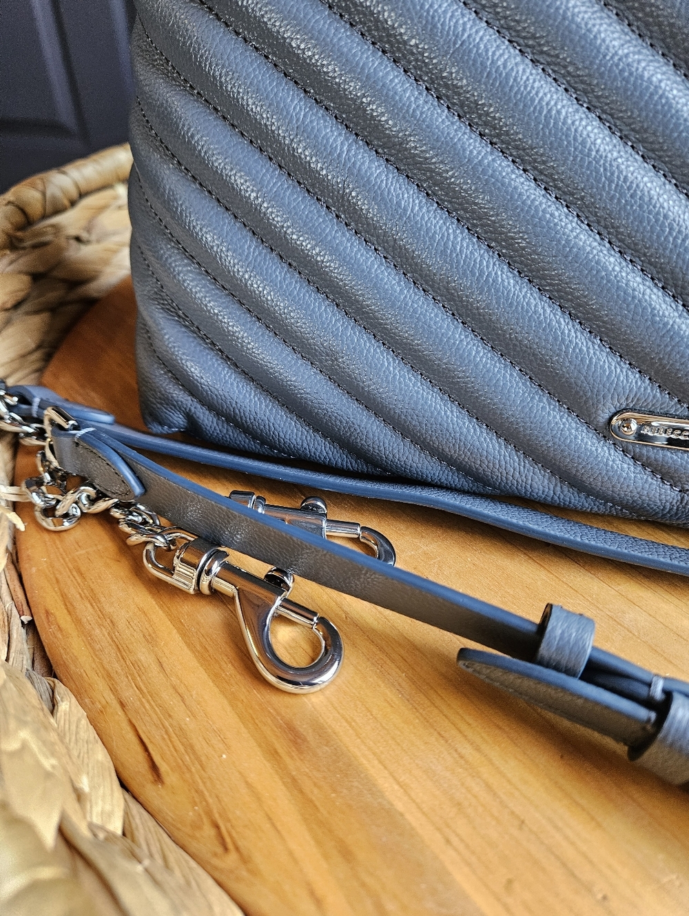 NWT Rebecca Minkoff Leather Purse - Picture 4 of 15